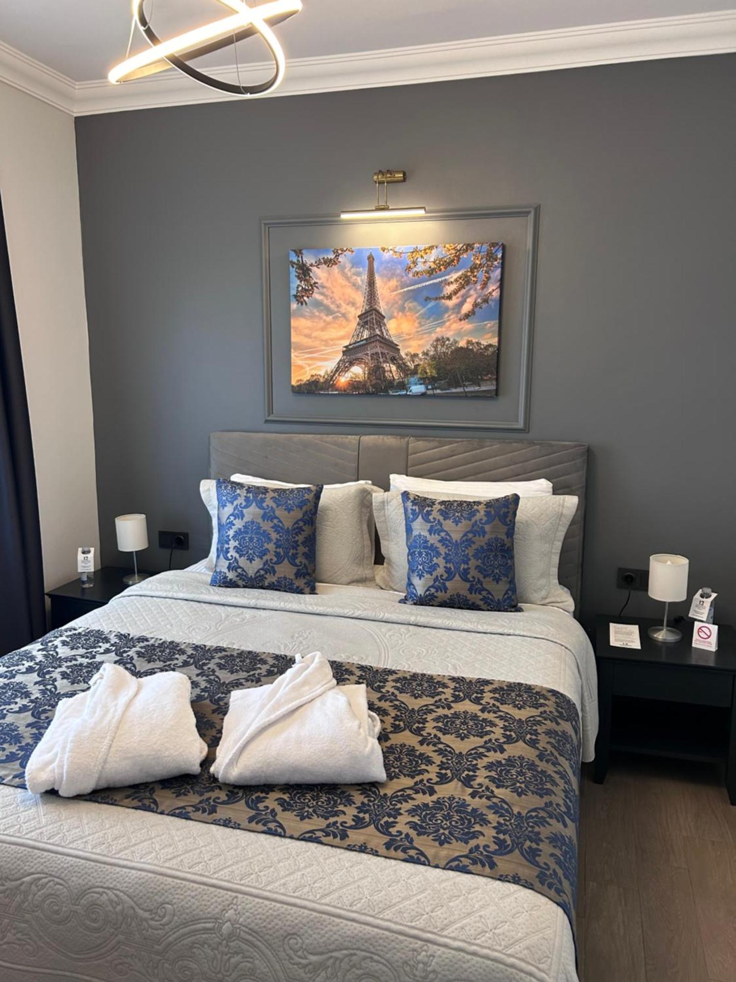12 Rooms Hotel Koseilyas Exterior photo
